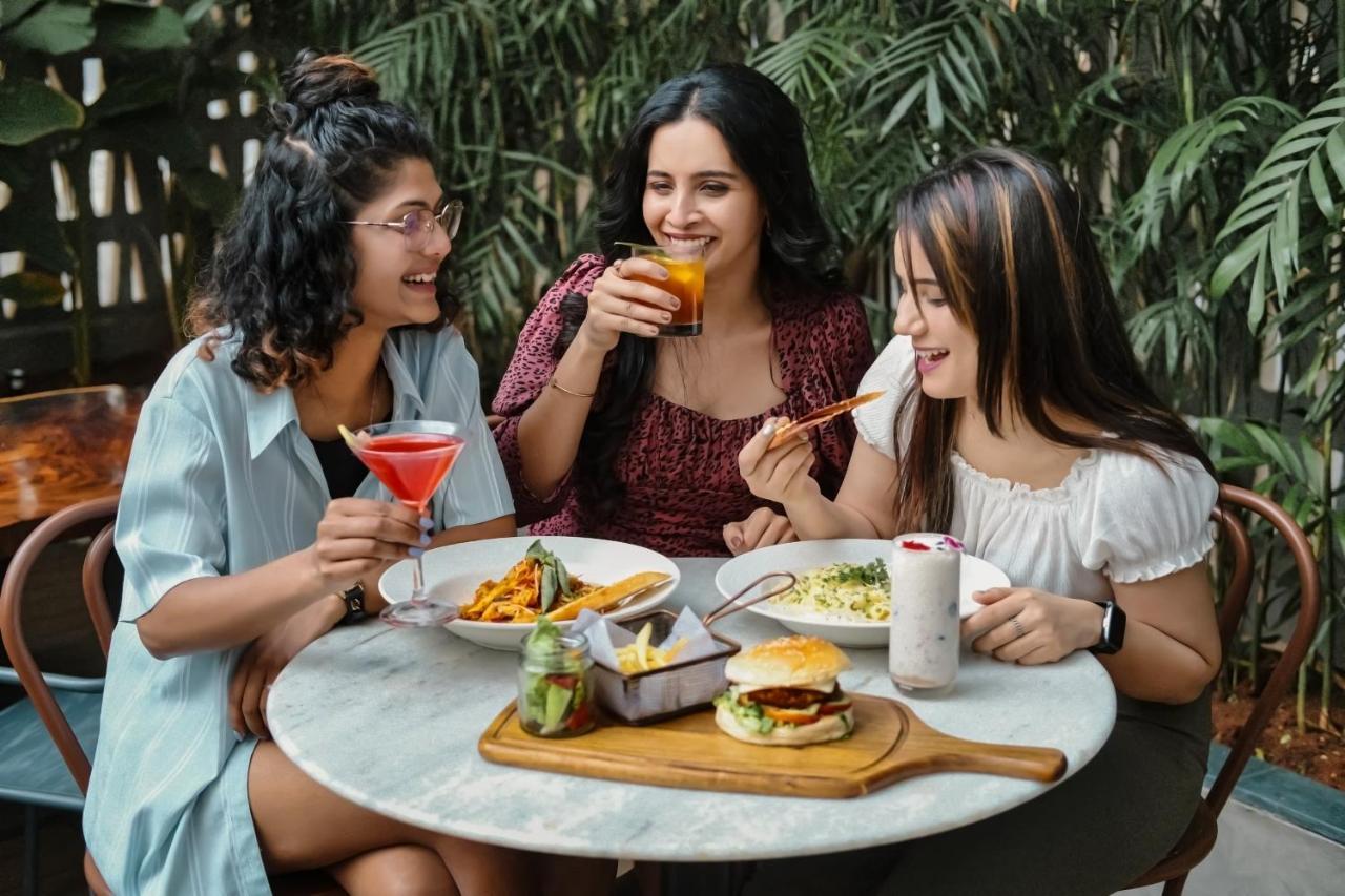 Grand Mercure Bangalore - An Accor Brand Екстериор снимка