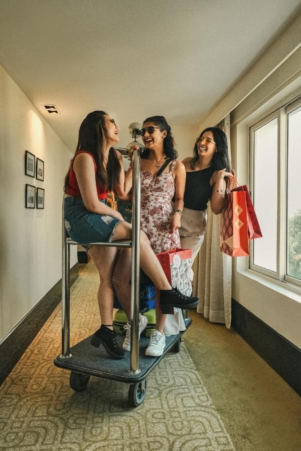 Grand Mercure Bangalore - An Accor Brand Екстериор снимка