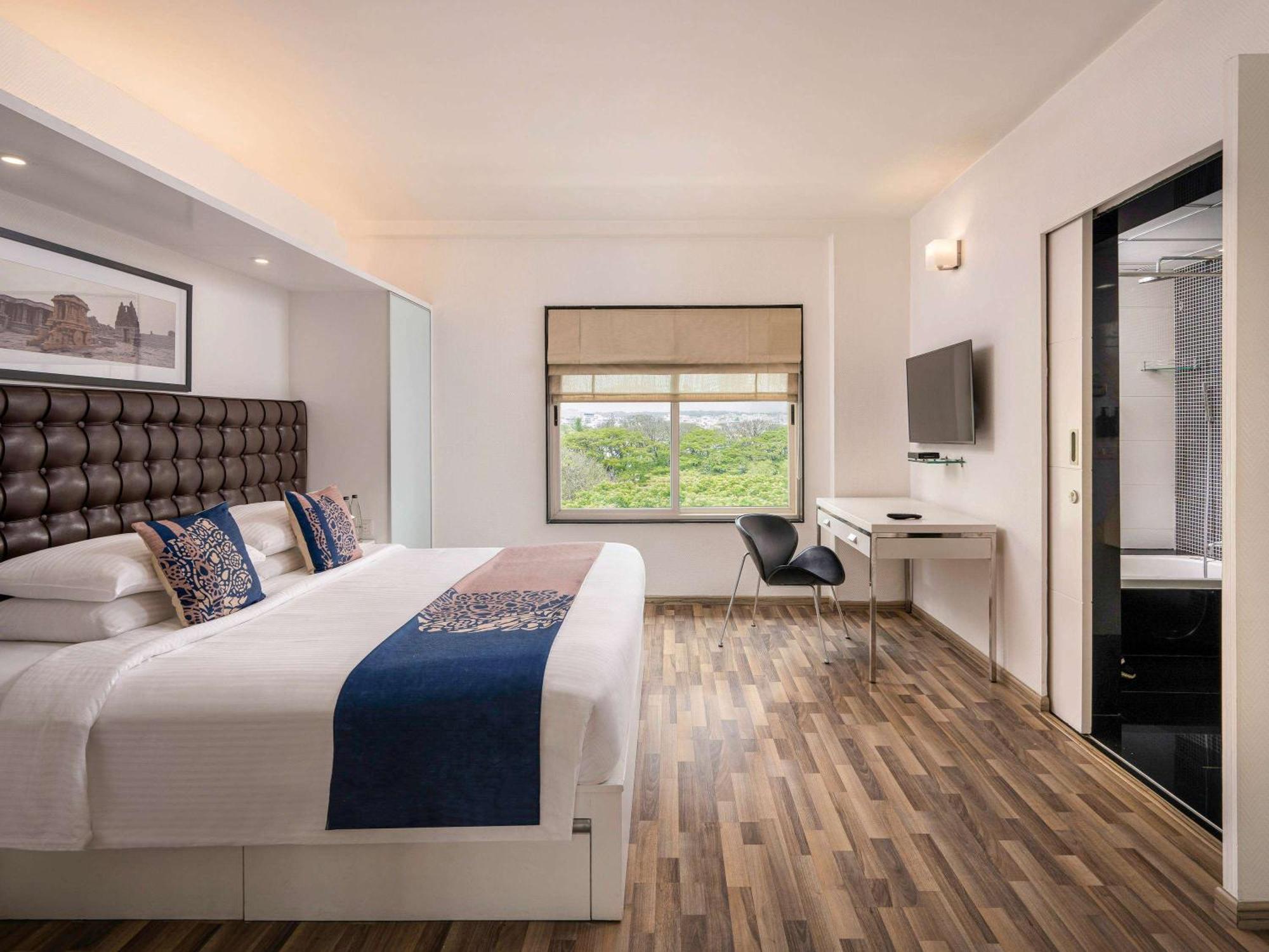 Grand Mercure Bangalore - An Accor Brand Екстериор снимка