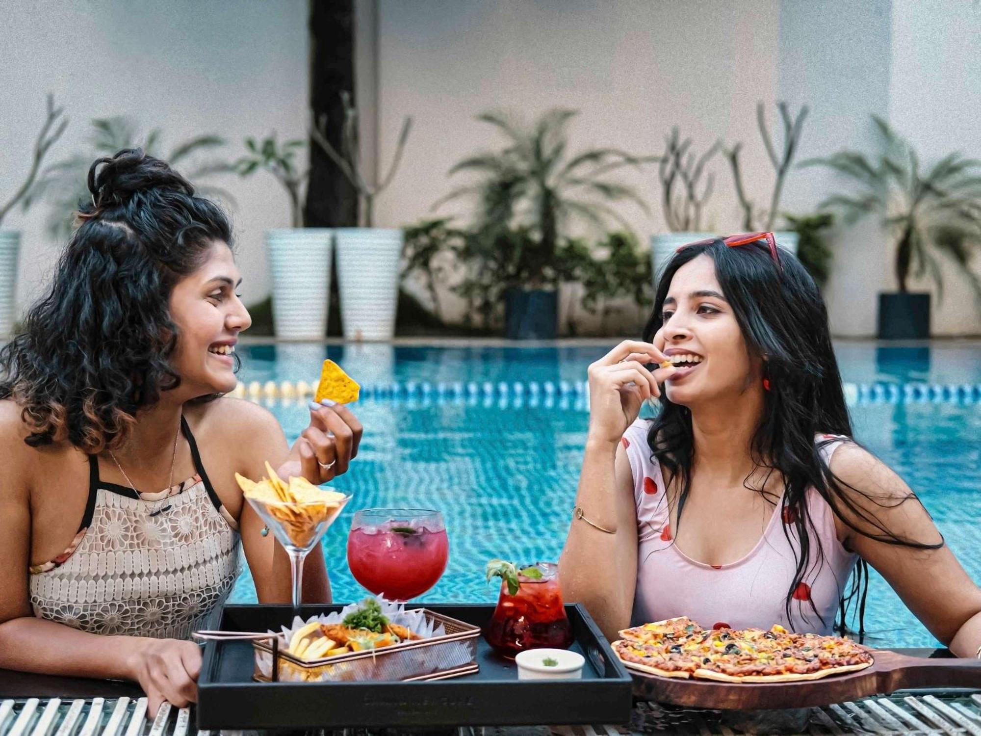 Grand Mercure Bangalore - An Accor Brand Екстериор снимка