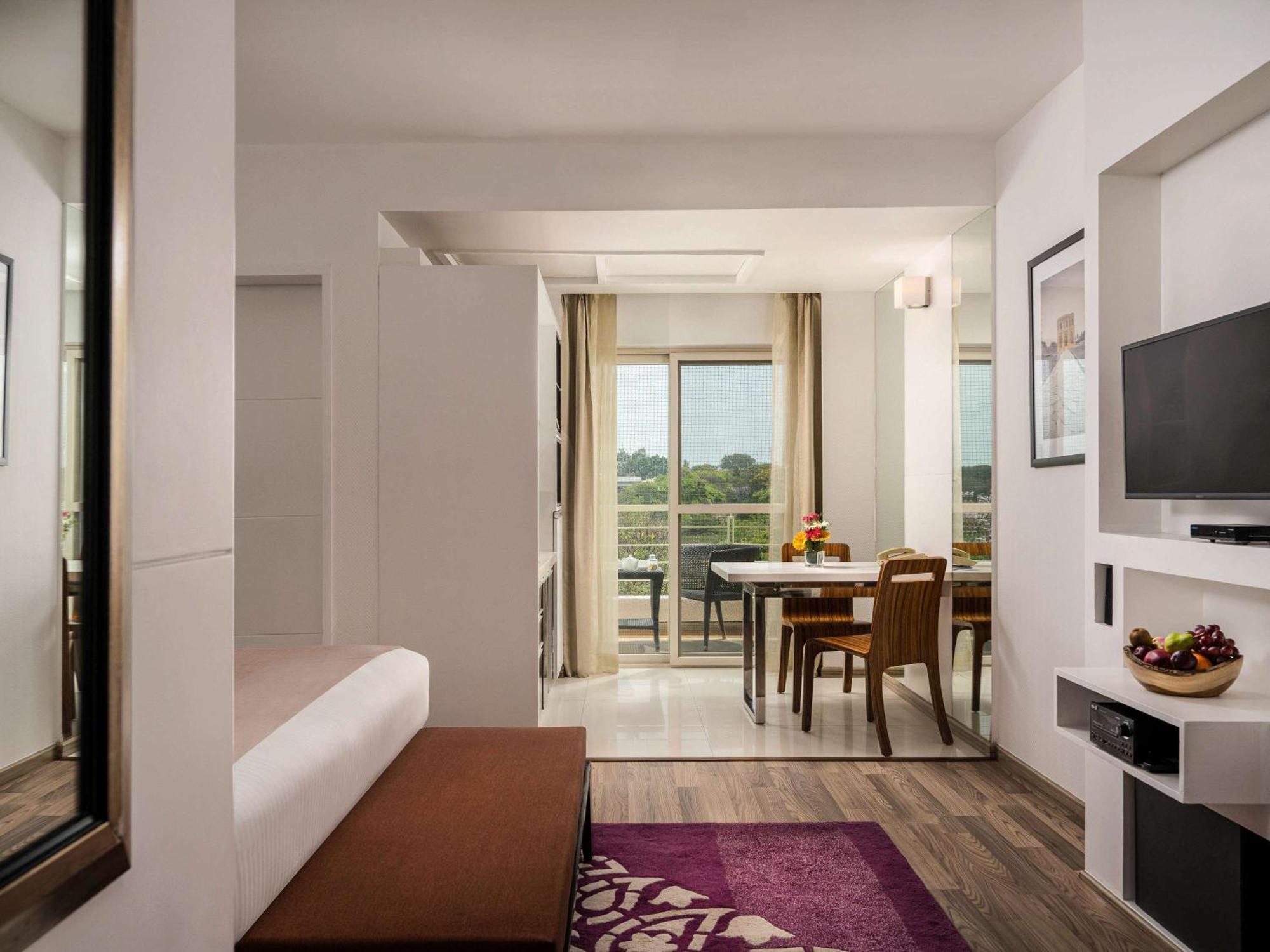 Grand Mercure Bangalore - An Accor Brand Екстериор снимка